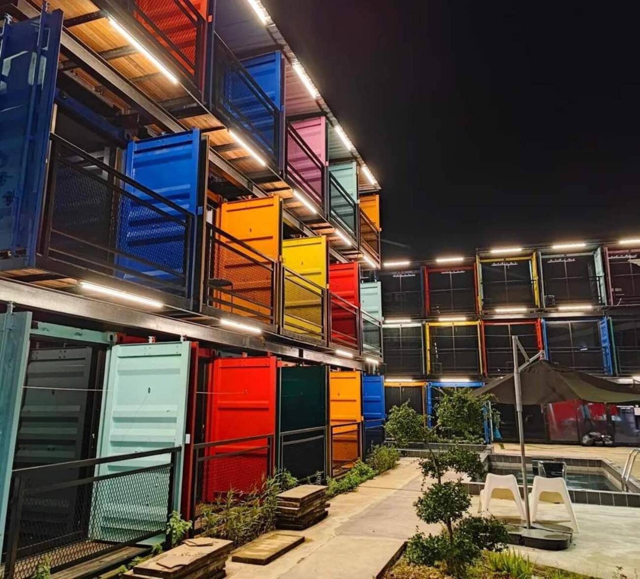סמפורנה Boxinn The Kontena Home מראה חיצוני תמונה